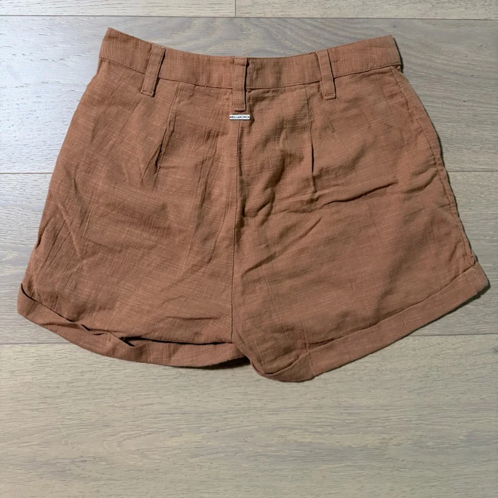 Billabong waist once worn